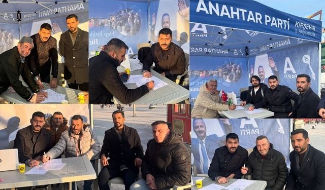 Cacabey Meydanı’nda Anahtar Parti Üye Kayıt Standı İlgi Gördü