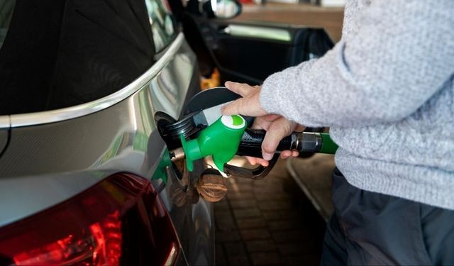 Yeni Yıla Zamla Giriyoruz: Akaryakıt Fiyatları Artıyor