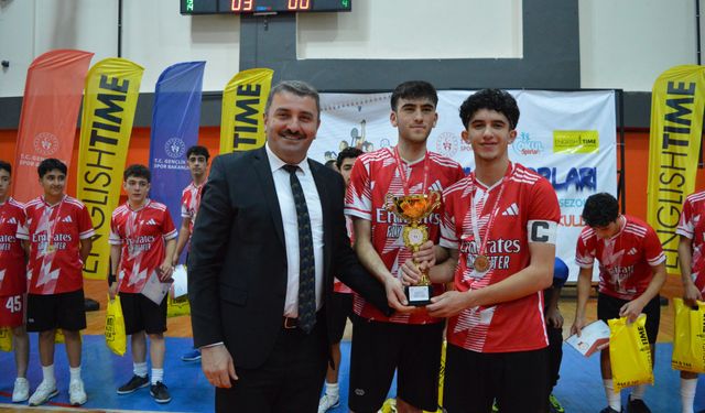 Okul Sporlarında Futsal Şampiyonu Belli Oldu