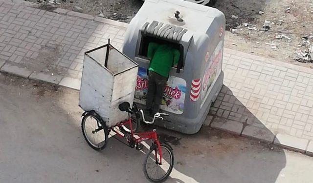 Kırşehir Sokaklarında Tehlikeli "Geri Dönüşüm" Mesaisi