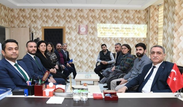 Rektör Karahocagil’den Çiçekdağı MYO’ya İnceleme