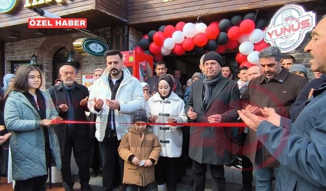 Yunus Mobil Cam Değişim Merkezi  hizmete açıldı
