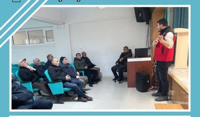 Boztepe’de Muhtarlara Hayvancılık Eğitimi