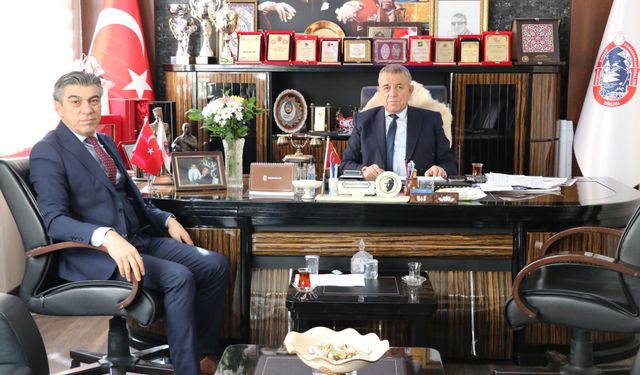 SGK İl Müdürü Şenlik’ten ESOB Başkanı Öztürk’e Ziyaret