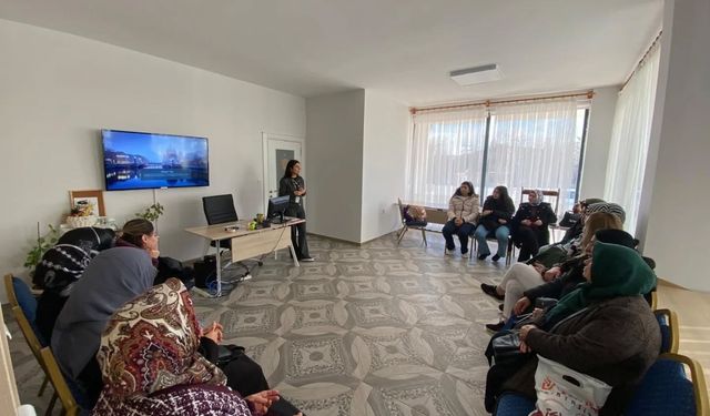 YEDAM’dan Kursiyerlere Bağımlılık Eğitimi