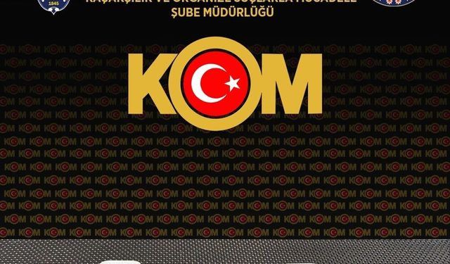 Mucur'da ehliyet sınavında kopya düzeneği ele geçirildi