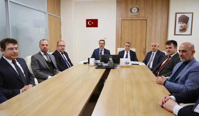 Rektör Karahocagil’den İl Sağlık Müdürlüğü Ziyareti