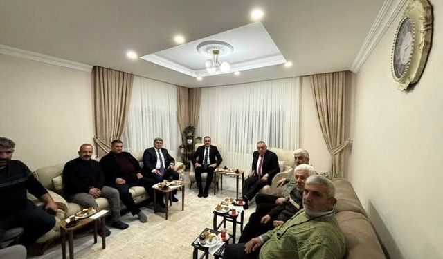 MHP Kırşehir Acıöz Mahallesi’nde Vatandaşla Buluştu