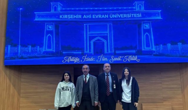 Hastanede Öğrencilere Eğitim Programı Düzenlendi