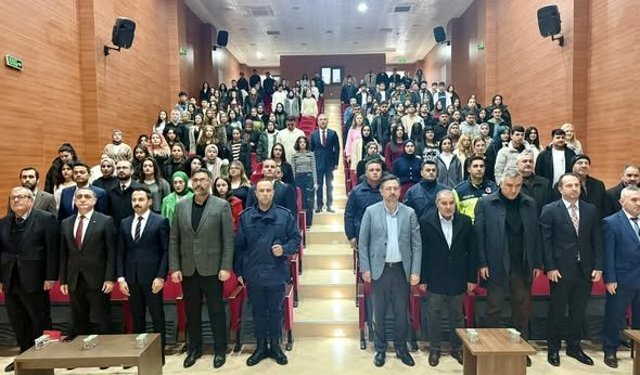 Çiçekdağı'nda Tarla Bitkileri ve Hayvan Besleme Konuşuldu