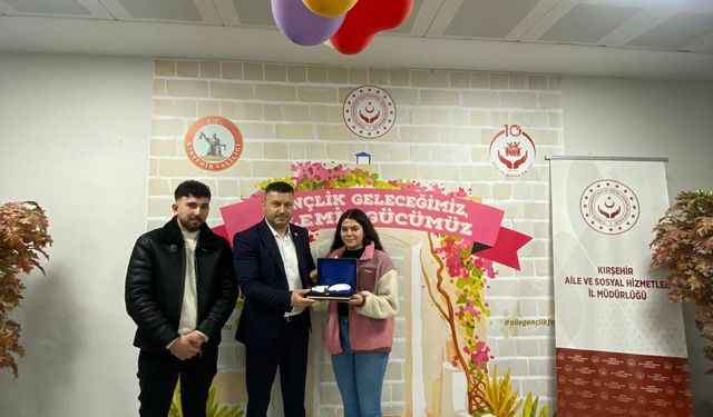 Kırşehir'de Yeni Evlenen Çiftler Aynı Çatıda Buluştu