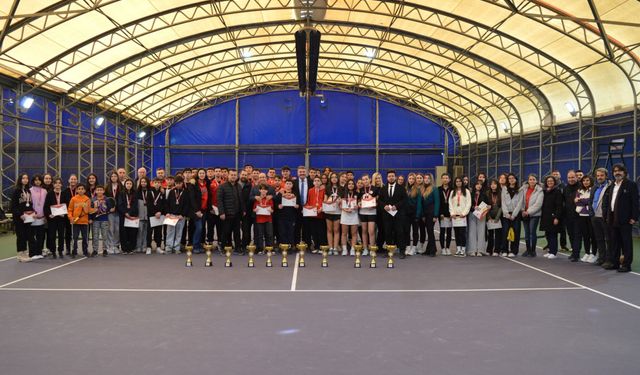 Kırşehirli Genç Raketler Kupaya Uzandı