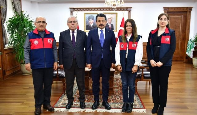 Vali Demiryürek 112 Personelini Tebrik Etti