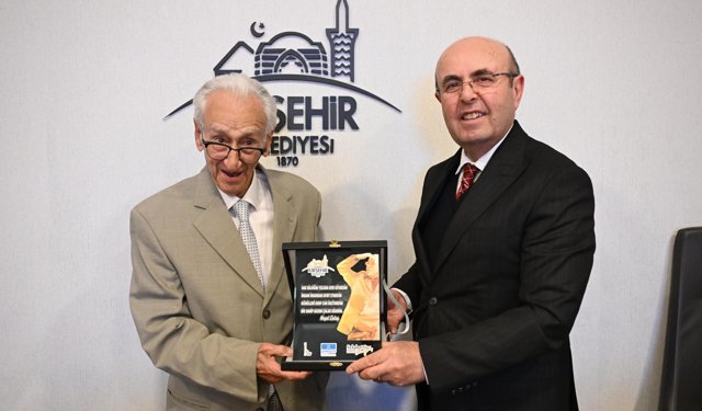 Kırşehir’de “Aydın Bir Diş Hekimi” Söyleşisi Yapıldı