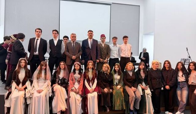 Çiçekdağı’nda “Nerede O Eski Ramazanlar” Sahnelendi