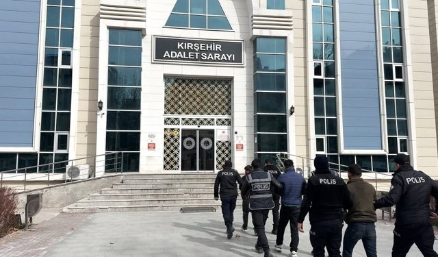 Kırşehir’de Hırsızlık Zanlıları Yakalandı: 3 Kişi Tutuklandı