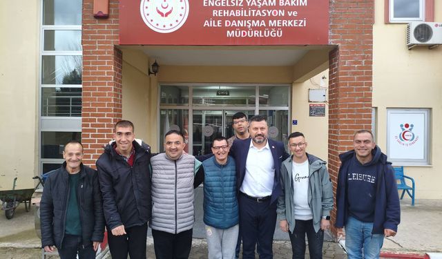 Engelsiz Yaşam Merkezinde Gönülleri Isıtan Buluşma