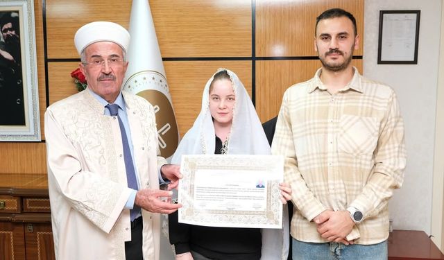 Rus Gelin Kırşehir’de Şehadet Getirdi!