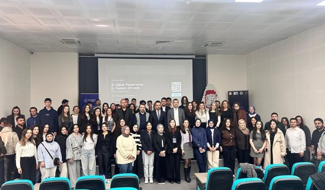 Kırşehir’de 3. Dijital Pazarlama Zirvesi Gerçekleştirildi
