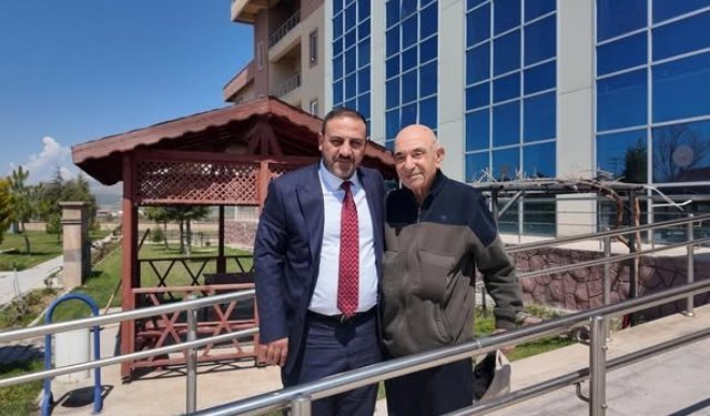 Başkan Hakanoğlu’ndan Huzurevine Anlamlı Ziyaret