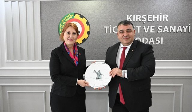 CHP’li Güldem Atabay Kırşehir’de İş Dünyasıyla Buluştu