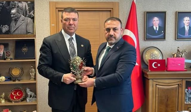 Hasan Hakanoğlu’ndan Özgür Bayraktar’a Ziyaret