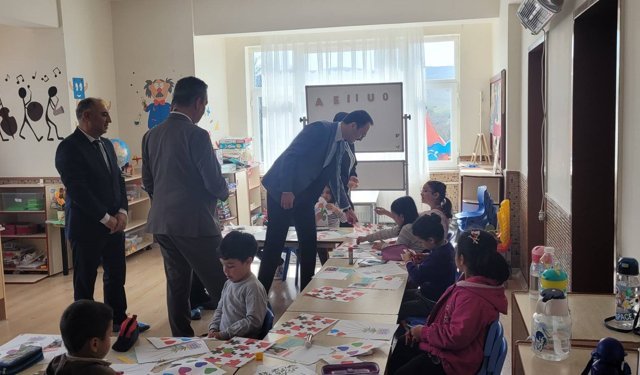 Akpınar Kaymakamı Ali Erdoğan’dan Okul Ziyareti