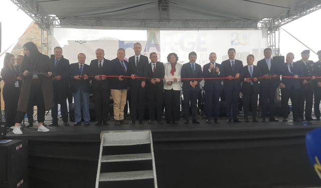 Kırşehir’de Ar-Ge ve Bilim Şenliğinin Açılışı Gerçekleştirildi