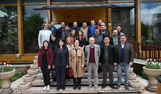 Ekicioğlu, BEGEM ve Halk Eğitim Öğretmenleriyle Bir Araya Geldi