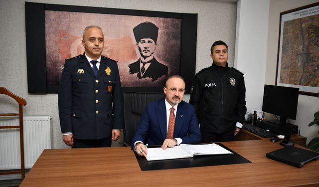 İçişleri Bakan Yardımcısı Bülent Turan’dan Ahi Polis Merkezi Amirliğine Ziyaret