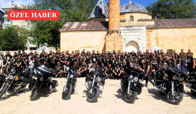 Turk Riders Chopper Club Kırşehir Ahi Evran Külliyesi’nde Bir Araya Geldi