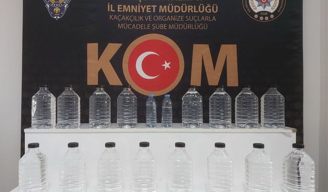 Kırşehir’de Araçta Kaçak İçki ve Etil Alkol Ele Geçirildi