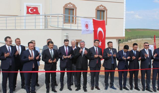 Adalet Camii Dualarla İbadete Açıldı