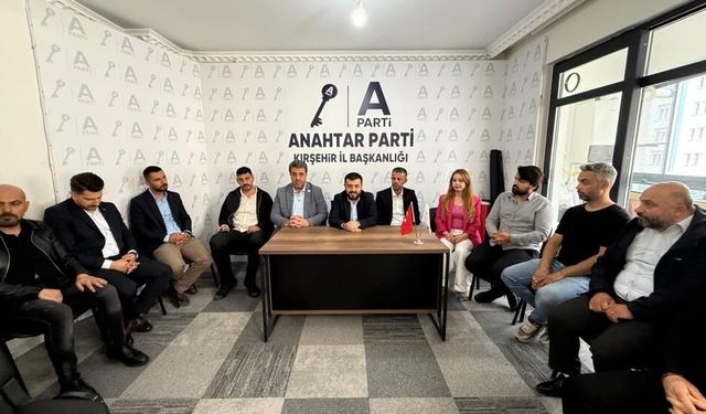 Anahtar Parti Kırşehir Teşkilatı bayramlaşma programında bir araya geldi