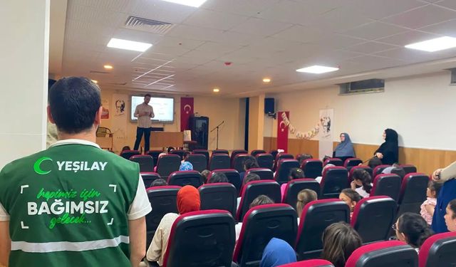 Yeşilay Üyesi Soylu Bağımlılık Türlerini Anlattı!
