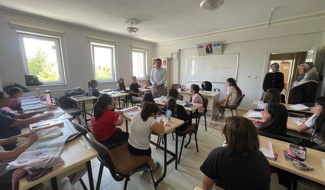Mucur'daki Kur'an Kursu Öğrencileriyle Buluştu