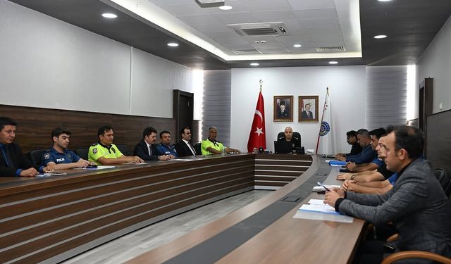 Emniyet Müdürü Dr. Mesut Görücü Talimatları Verdi