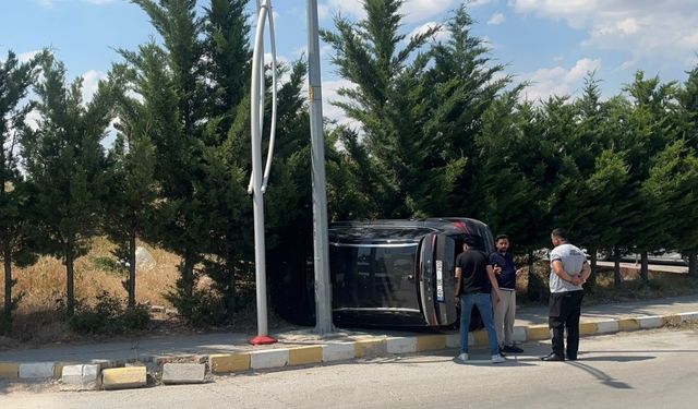 Vekil İlhan'ın eşi Esin İlhan kaza yaptı