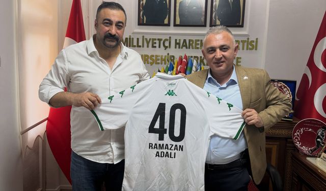Çağatay Torun’dan Adalı’ya Forma Hediyesi