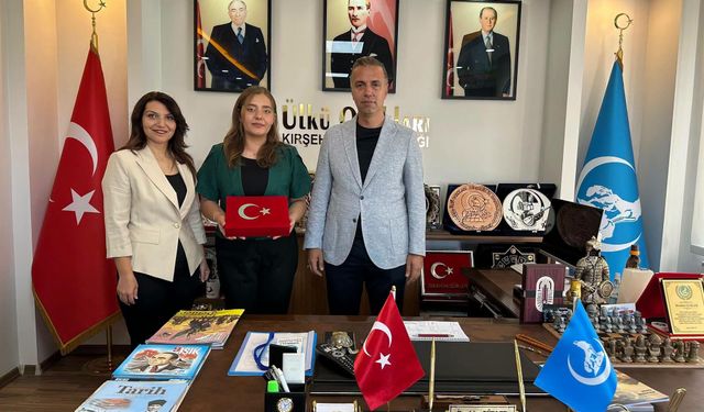 Kırşehir Ülkü Ocakları Asena Biriminde Bayrak Değişimi