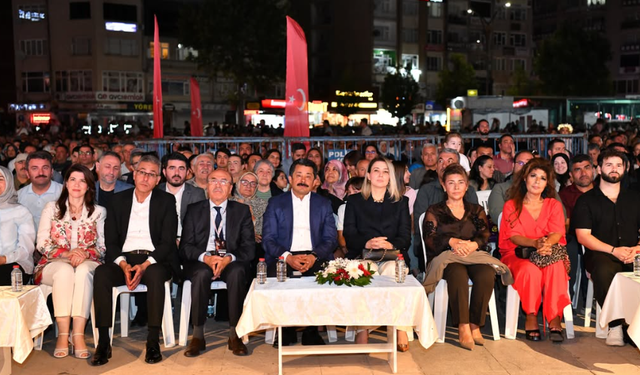 Neşet Ertaş Festivali Türkülerle Sona Erdi
