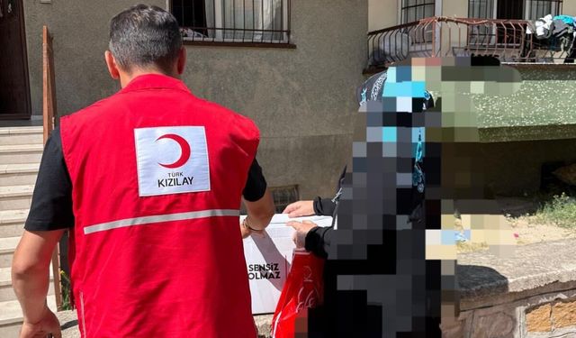 Kızılay Kapı Kapı Dolaşıyor