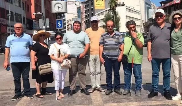 Görme Engelli Bireyler Adana’nın Tarihi Mekânlarını Gezdi
