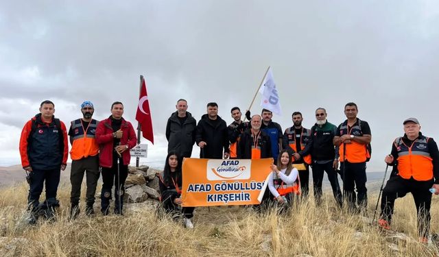 Kırşehir’de Gönül Dağı Zirve Yürüyüşü Düzenlendi