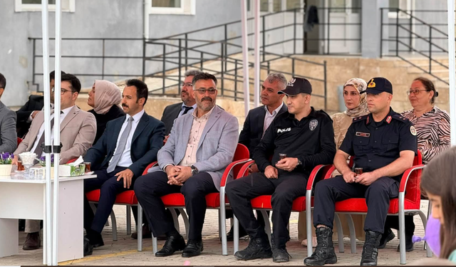 Çiçekdağı’nda İlköğretim Haftası Kutlandı