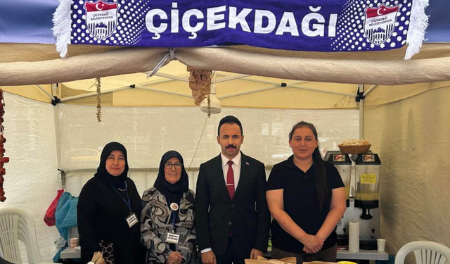 Çiçekdağı’nın Yöresel Değerleri Cacabey Meydanı’nda Tanıtıldı