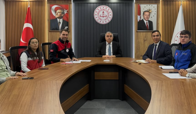 KIRŞEHİR’DE ÖĞRENCİLER İÇİN AFET VE GÖNÜLLÜLÜK PROJESİ