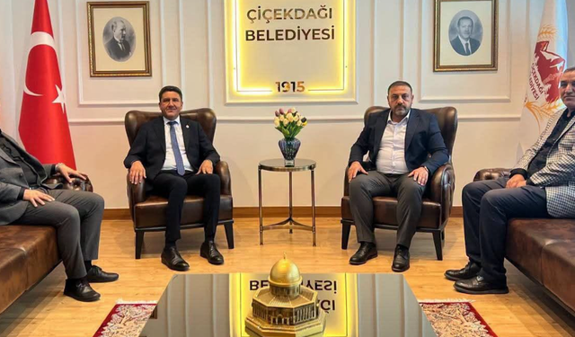 Avşaroğlu ve Beraberindeki Heyetten Başkan Hakanoğlu’na Ziyaret