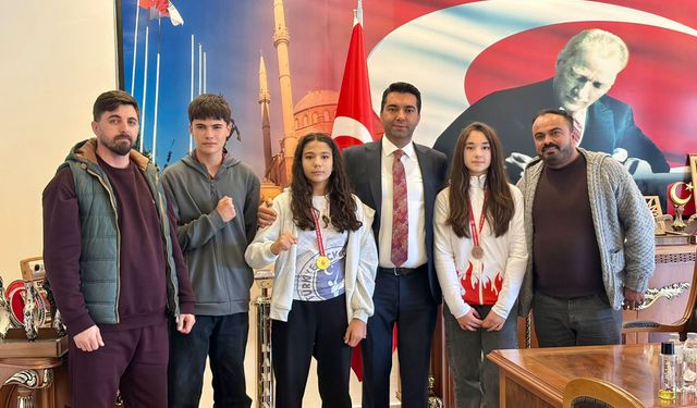 Kamanlı Sporculardan Muaythai Şampiyonası’nda Başarı