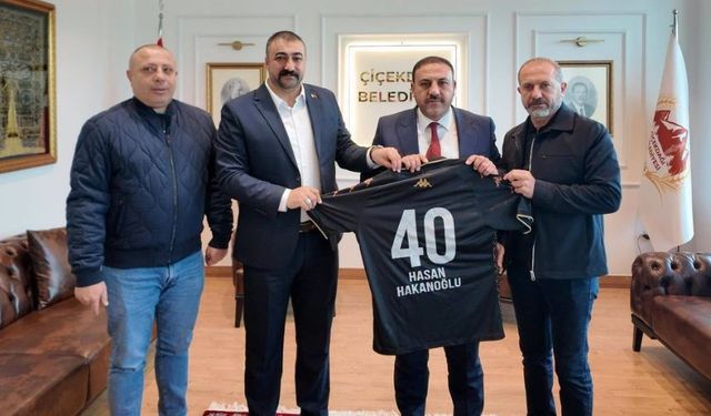 Yeşil-Beyazlı Yönetim Çiçekdağı’nda